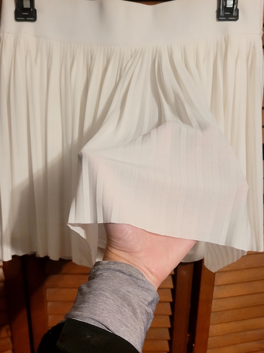 Sheer White Pleated Skort With Built In Undershorts. Size Med. Very Versatile. - Picture 4 of 6